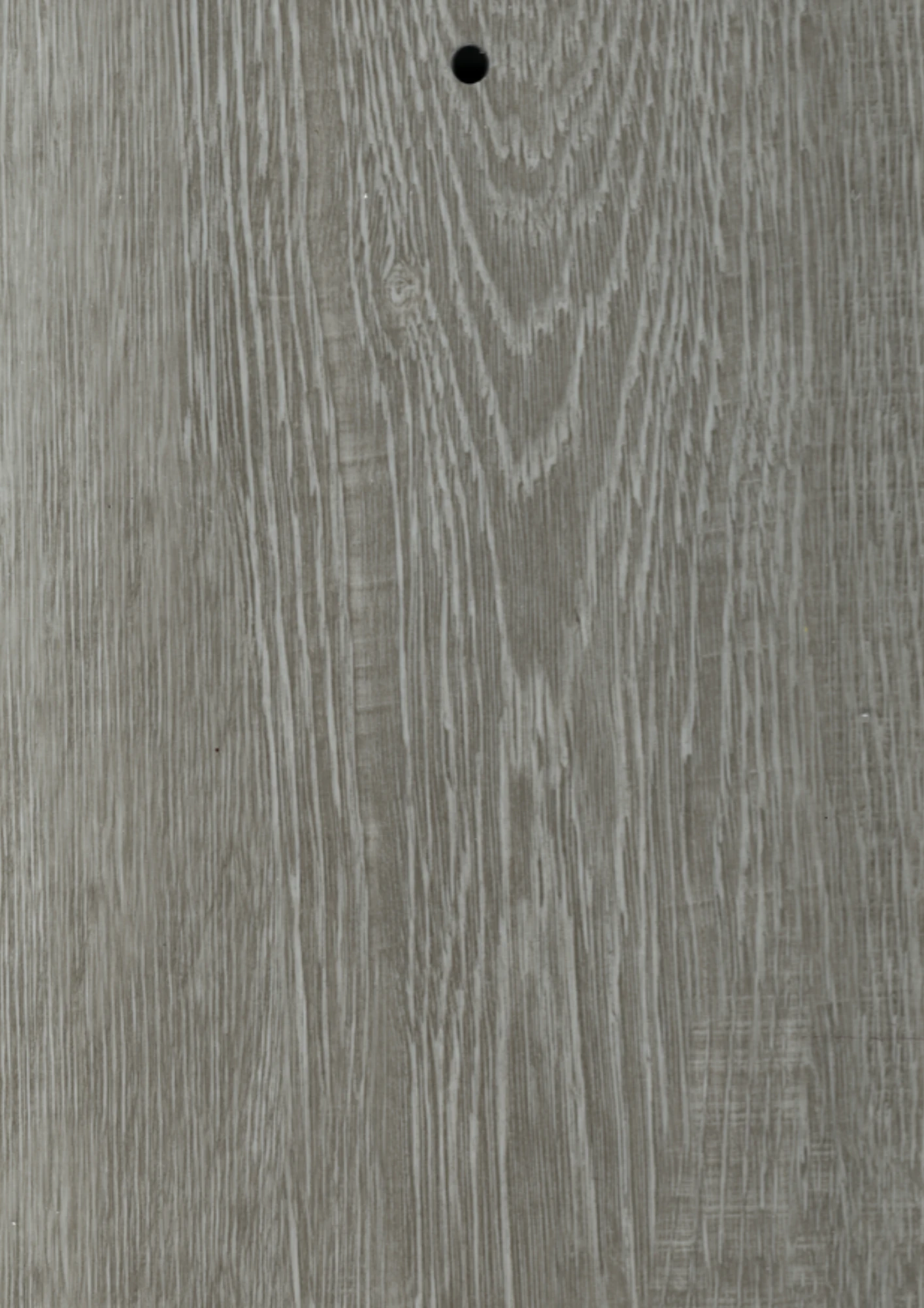 Muestra de piso SPC Silverstone, línea Max: gris plateado con veta marcada